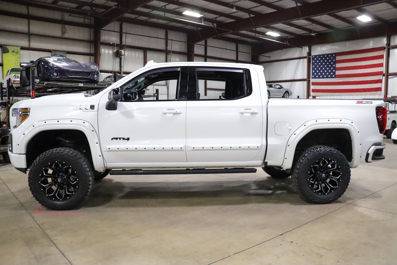 2022 GMC Sierra 1500 AT4